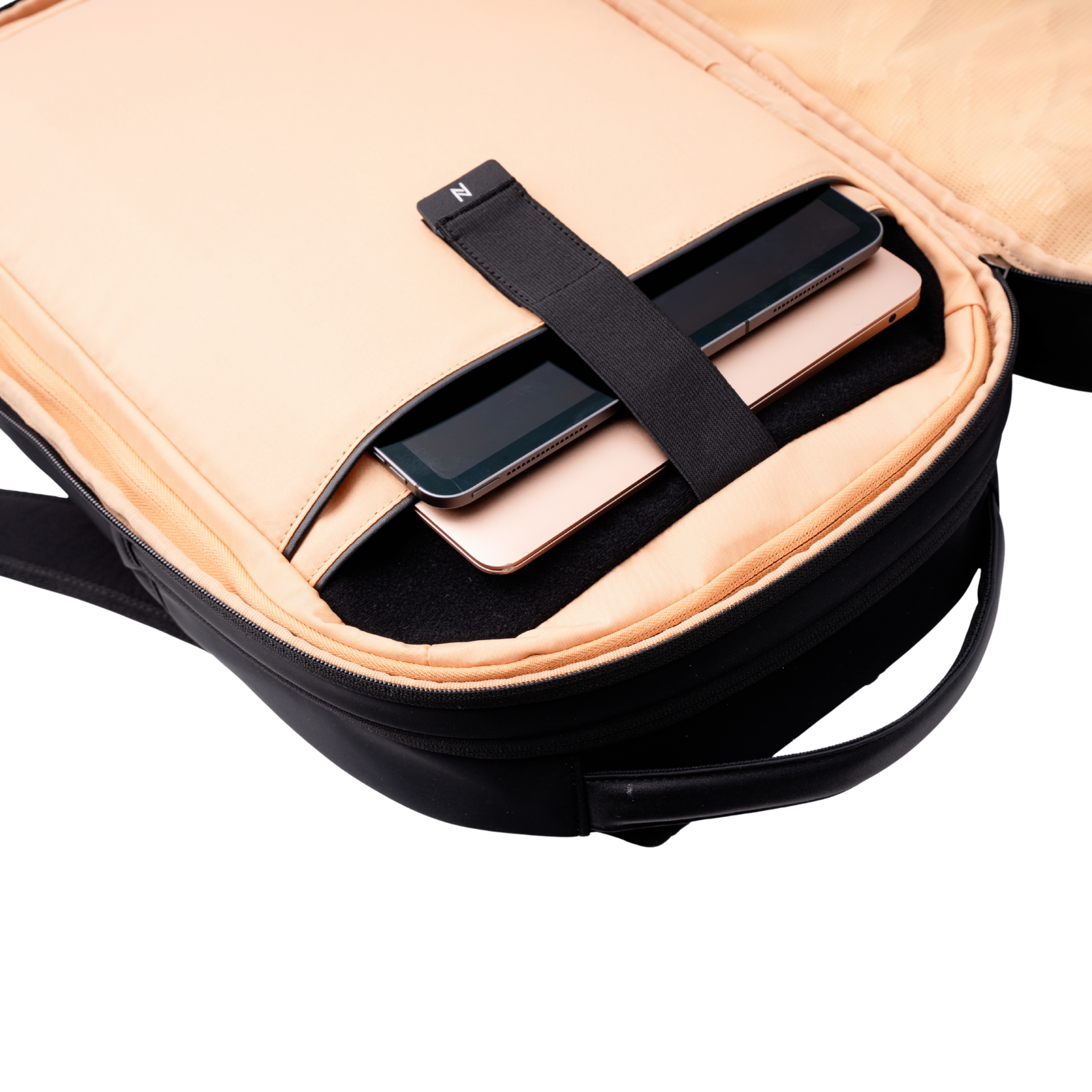 Jet Set Black / Gun Metal
