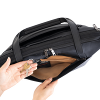 Jet Set Black / Gun Metal