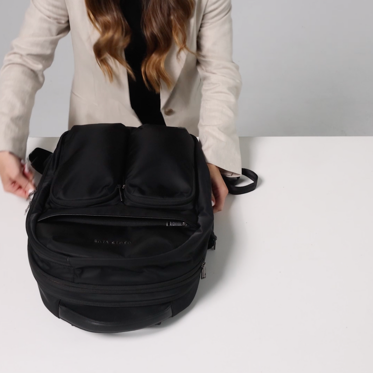 Load video: Jet Set Black / Gun Metal