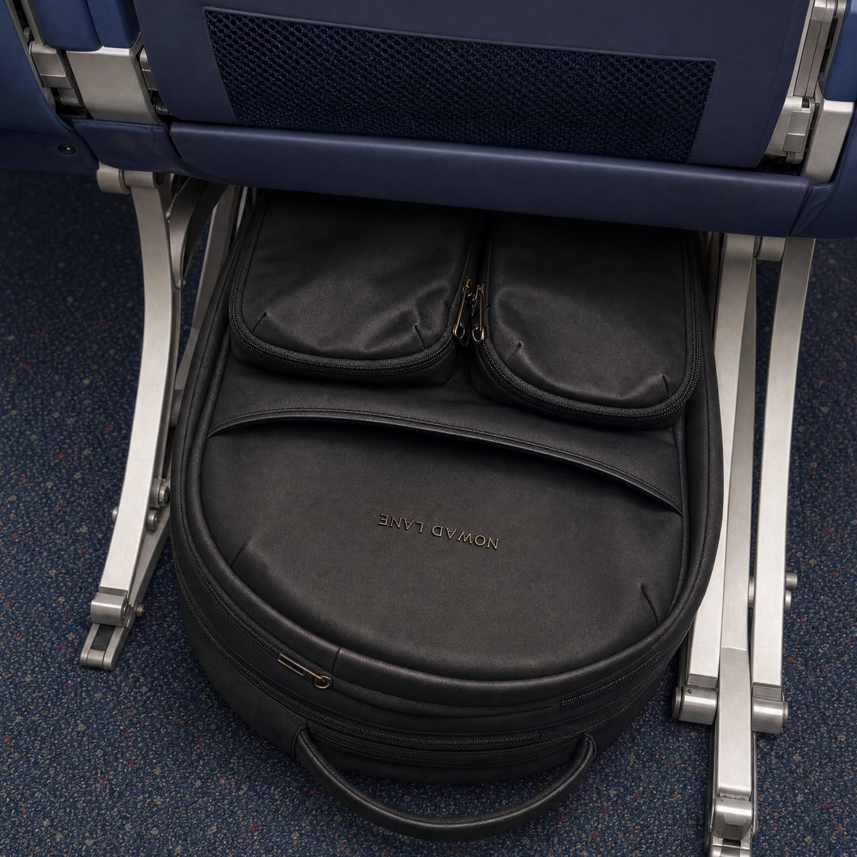 Jet Set Black / Gun Metal